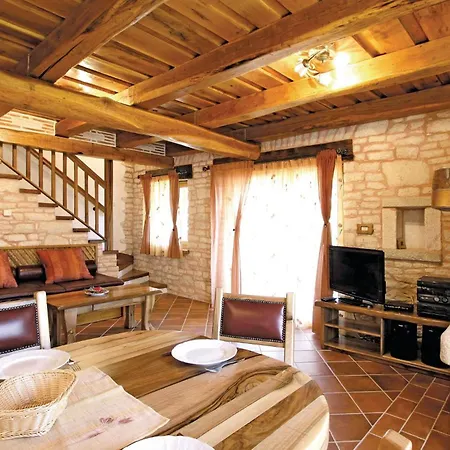 Holiday home Nice Home In Baderna With House A Panoramic View *